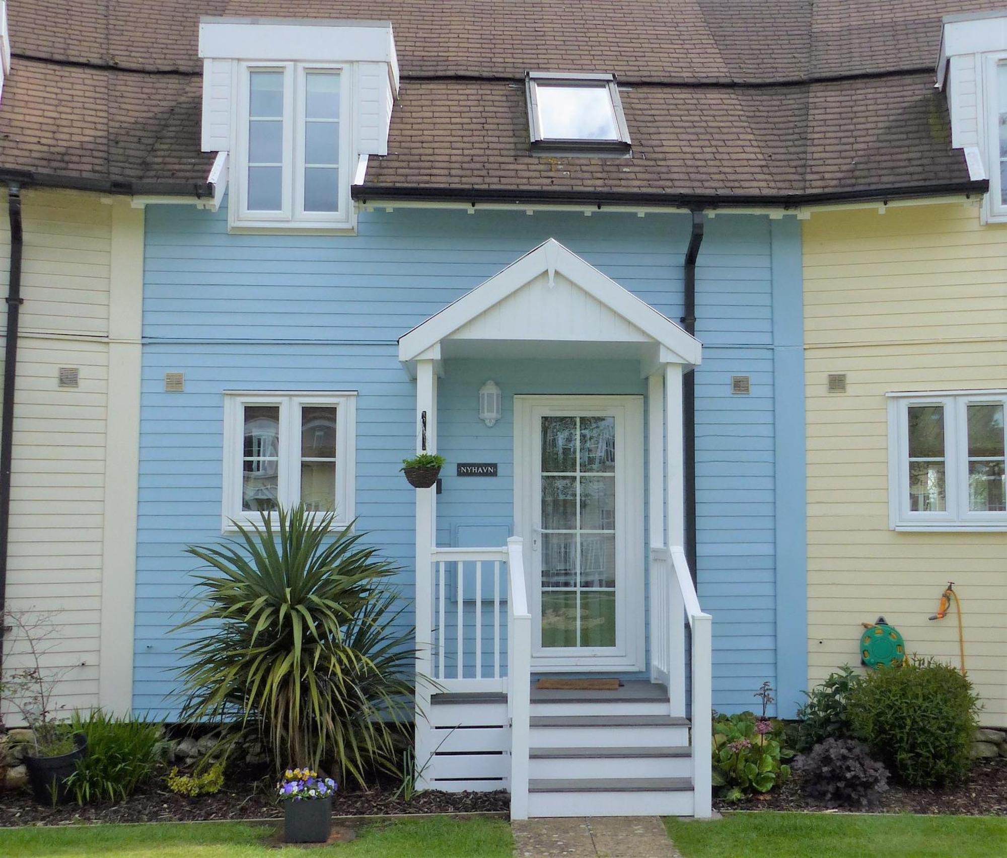 Nyhavn Lakeside Cottage Cirencester Buitenkant foto