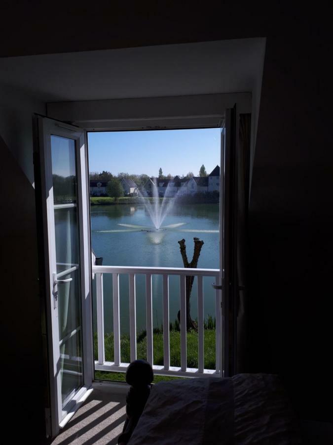 Nyhavn Lakeside Cottage Cirencester Buitenkant foto